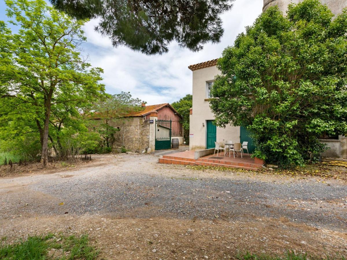 Apartment With Pool Amid Vineyards And Near The Beach Mèze Kültér fotó